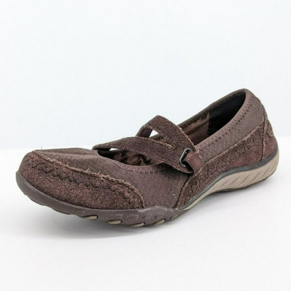 Skechers Relaxed Fit Strappy Shoe 7 Brown Suede Breathe Easy Stretch Memory Foam - Picture 1 of 13